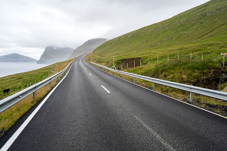 The road outside Viðareiði on the east side of Viðoy